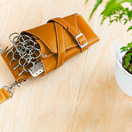 New! Malaga ・マラガ 軽量タイプ ☆ 革シザーケース